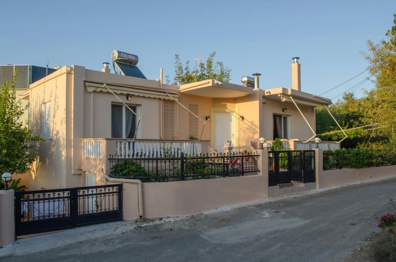 Villa Aretaki Kalamaki  Luaran gambar