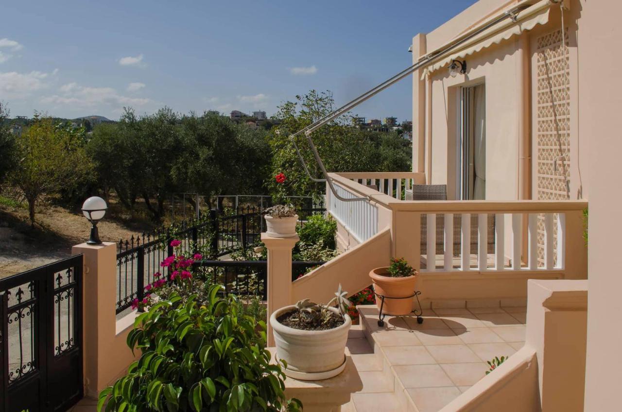 Villa Aretaki Kalamaki  Luaran gambar