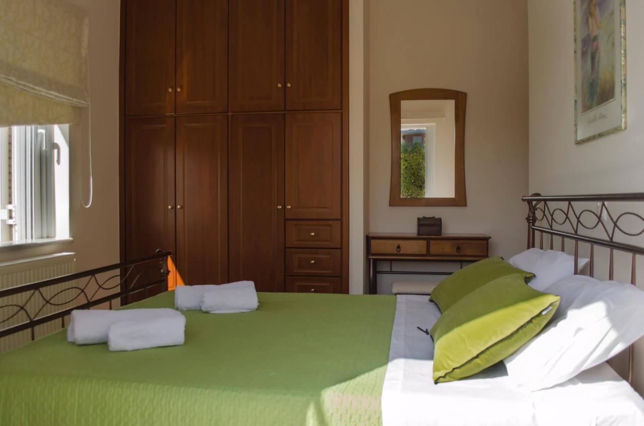 Villa Aretaki Kalamaki  Luaran gambar